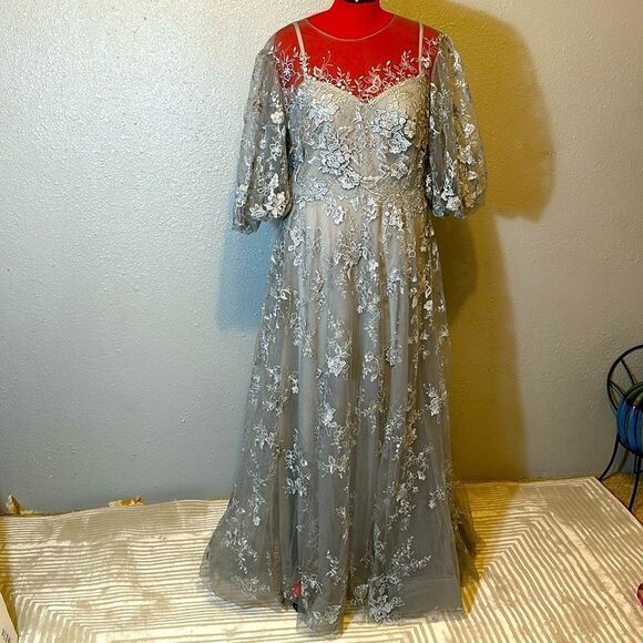 NEW Mac Duggal women’s embroidered illusion high neck puff sleeve dress size 16 - Picture 5 of 14